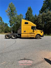 2017 Volvo VNL64T