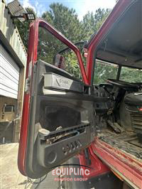 2015 Caterpillar CT660 Dump Truck