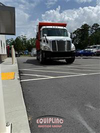2013 Freightliner DC113