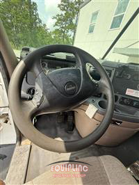 2013 Freightliner DC113