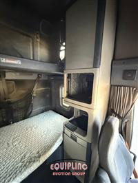 2017 Freightliner CASCADIA CA125SLP
