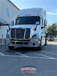 2017 Freightliner CASCADIA CA125SLP