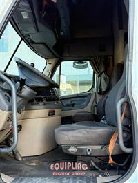 2017 Freightliner CASCADIA CA125SLP