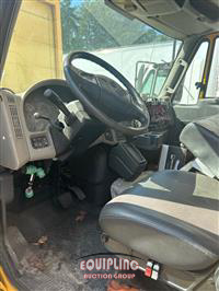 2012 International MA025