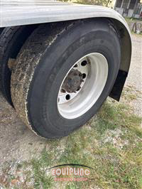 2005 Freightliner Columbia