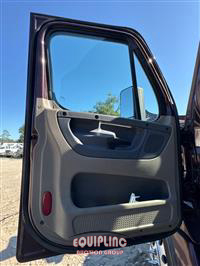 2018 Freightliner CASCADIA
