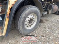 2009 Mack LEU (TerraPro)