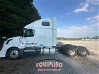2016 VOLVO TRUCK VNL
