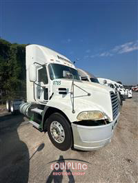 2014 Mack CXU (Pinnacle)
