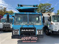 2020 Mack LR