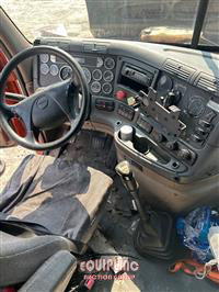 2013 Freightliner Cascadia