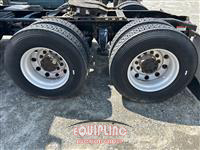 2005 Freightliner Columbia