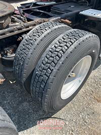 2005 Freightliner Columbia