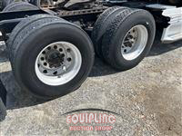 2005 Freightliner Columbia