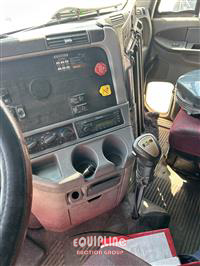 2005 Freightliner Columbia