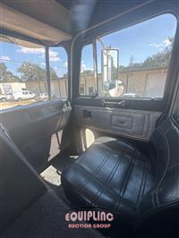 1993 Peterbilt 362