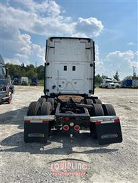 2014 Freightliner Cascadia