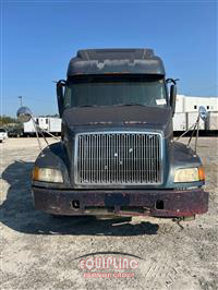 2003 VOLVO TRUCK VNL