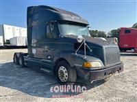 2003 VOLVO TRUCK VNL