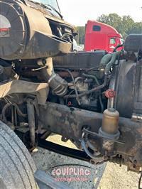 2003 VOLVO TRUCK VNL
