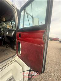 1995 Peterbilt 377