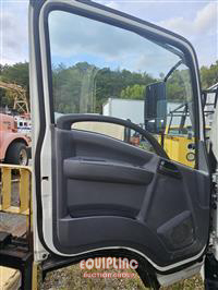 2025 Isuzu NPR