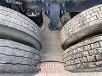 2014 Freightliner CASCADIA 6X4 T/A SLEEPER TRUCK