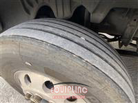 2014 Freightliner CASCADIA 6X4 T/A SLEEPER TRUCK