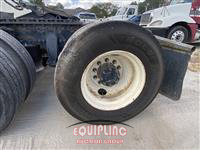 2014 Freightliner CASCADIA 6X4 T/A SLEEPER TRUCK