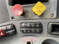 2014 Freightliner CASCADIA 6X4 T/A SLEEPER TRUCK