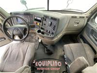 2014 Freightliner CASCADIA 6X4 T/A SLEEPER TRUCK