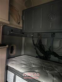 2016 Freightliner CASCADIA