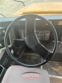 2000 International 3800