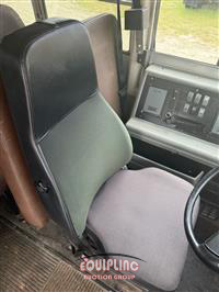 2000 International 3800