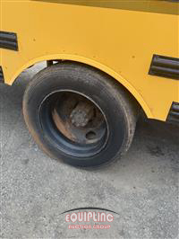 2000 International 3800