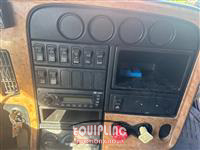 2010 International LF627