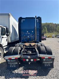 2017 Kenworth T680 SLEEPER TRUCK