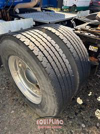 2017 Kenworth T680 SLEEPER TRUCK