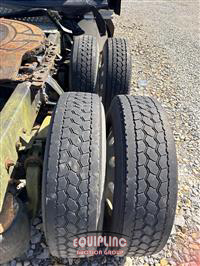 2015 Kenworth T680 SLEEPER TRUCK