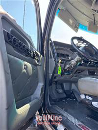 2015 Kenworth T680 SLEEPER TRUCK