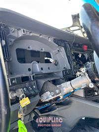 2015 Kenworth T680 SLEEPER TRUCK