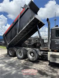 2013 Mack CXU612