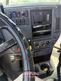 2013 Mack CXU612