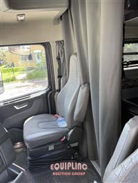 2020 Volvo VNL860