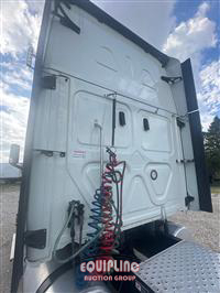 2022 Freightliner CASCADIA