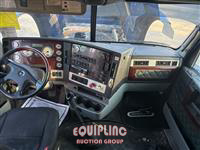2019 Freightliner CD122064 DT
