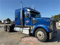 2019 Freightliner CD122064 DT