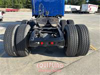 2019 Freightliner CD122064 DT