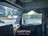 2019 Freightliner CD122064 DT
