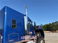 2019 Freightliner CD122064 DT